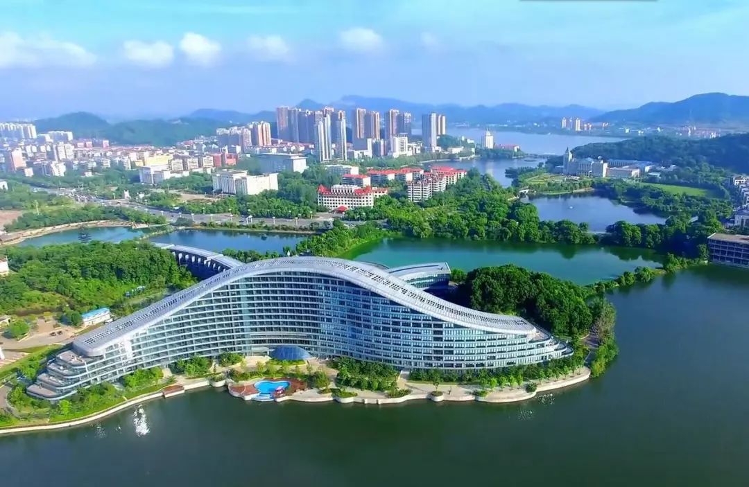 兰博基尼酒店大屏系统项目交付(图1)